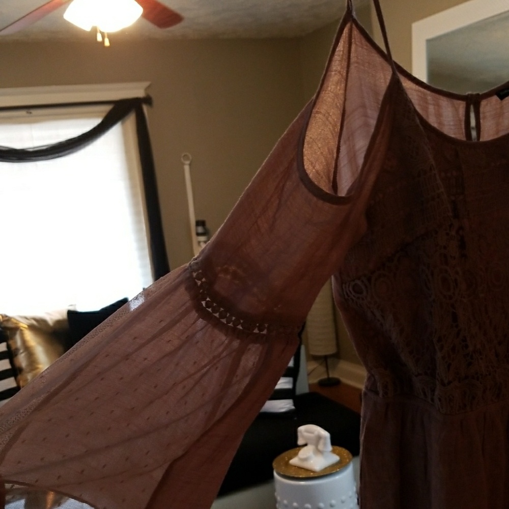 Romper - Picture 3 of 3